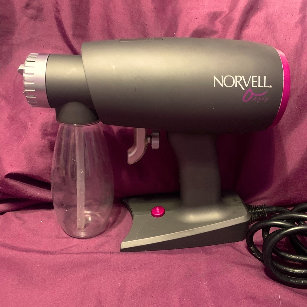Oasis spray tan machine